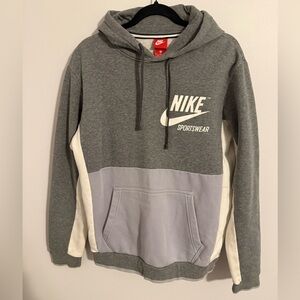 Nike Men's Gray and White Hoodie with Logo